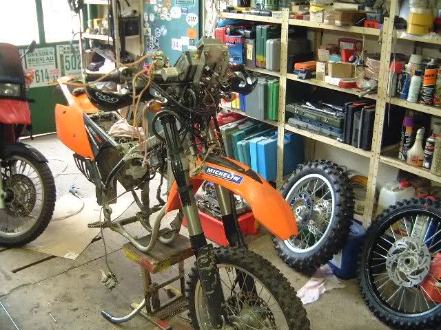 So ganz fertig war die KTM dann doch noch nicht...